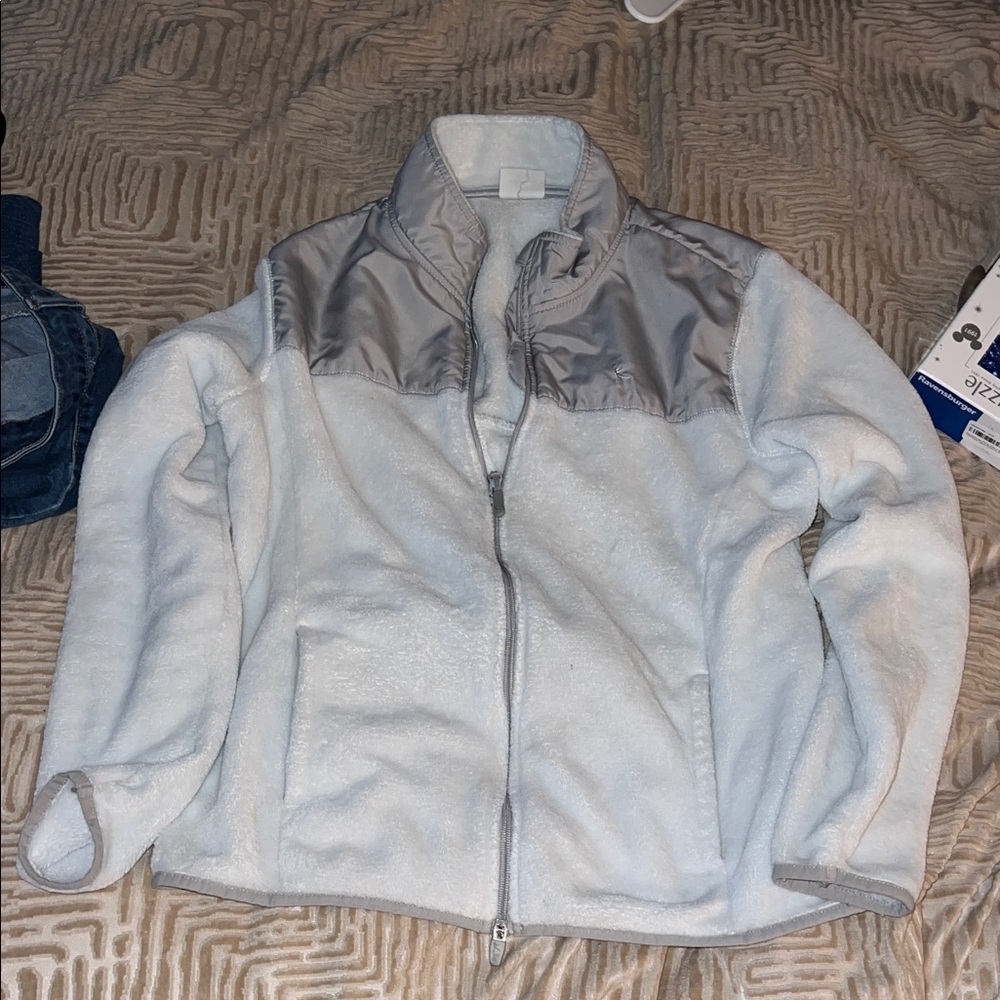 Danskin Stylish white  Fleece Jacket size XL #571